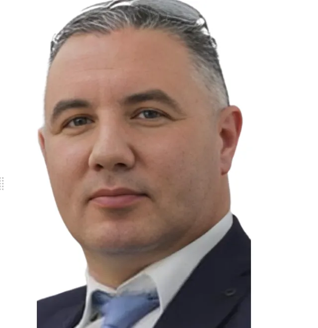 Portrait du Professeur Abdelkamel Alj